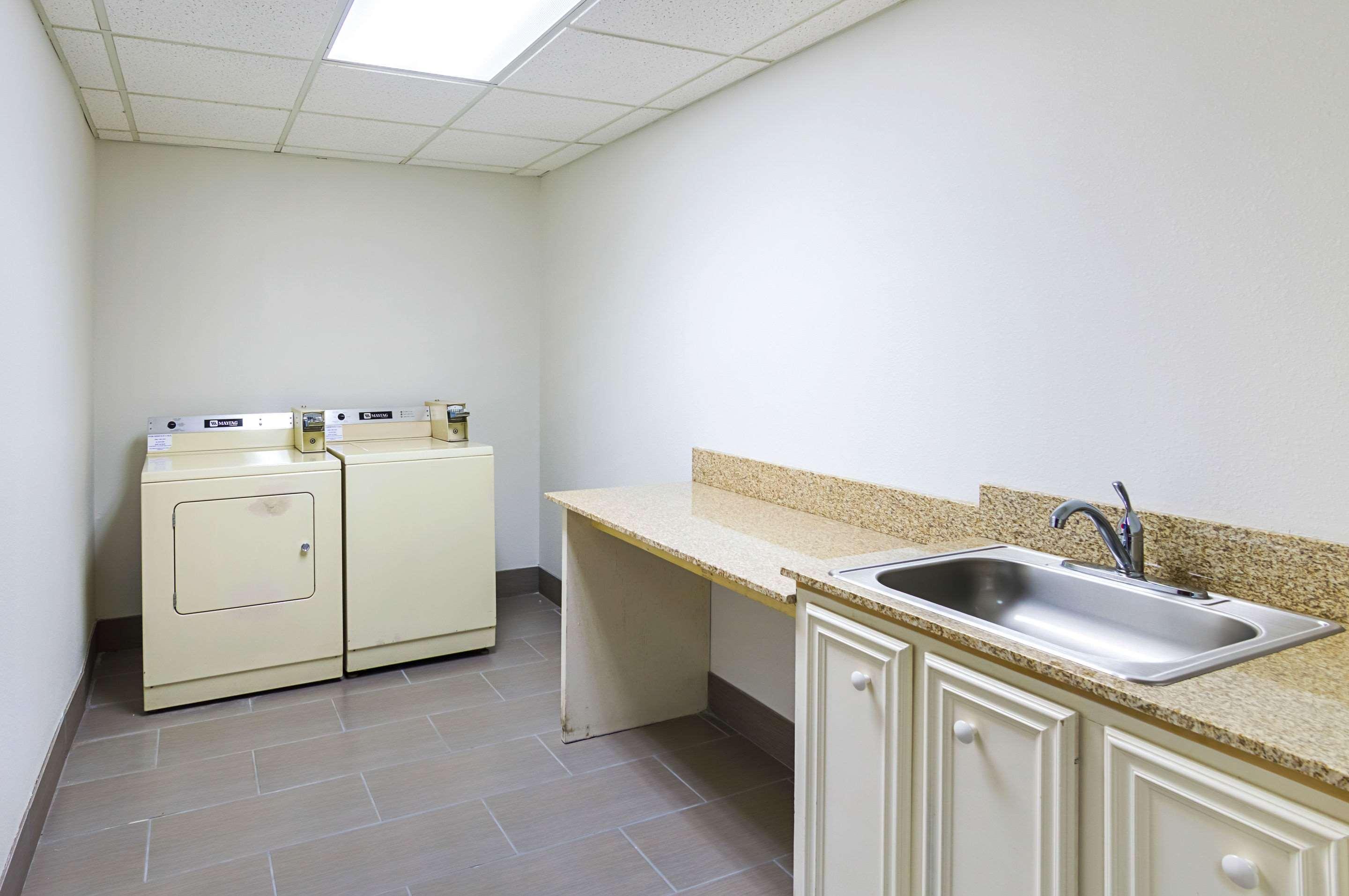 Quality Suites Лаббок Экстерьер фото